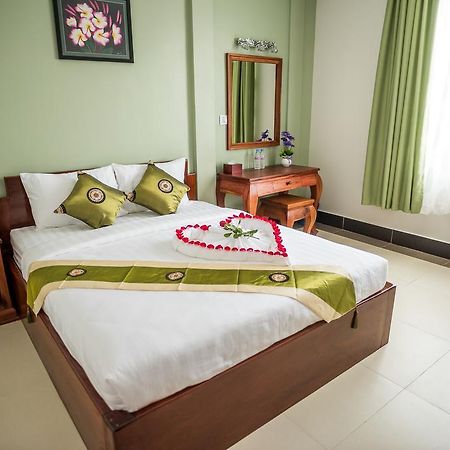 Ny Ka Smy Hotel Phnompen Kültér fotó