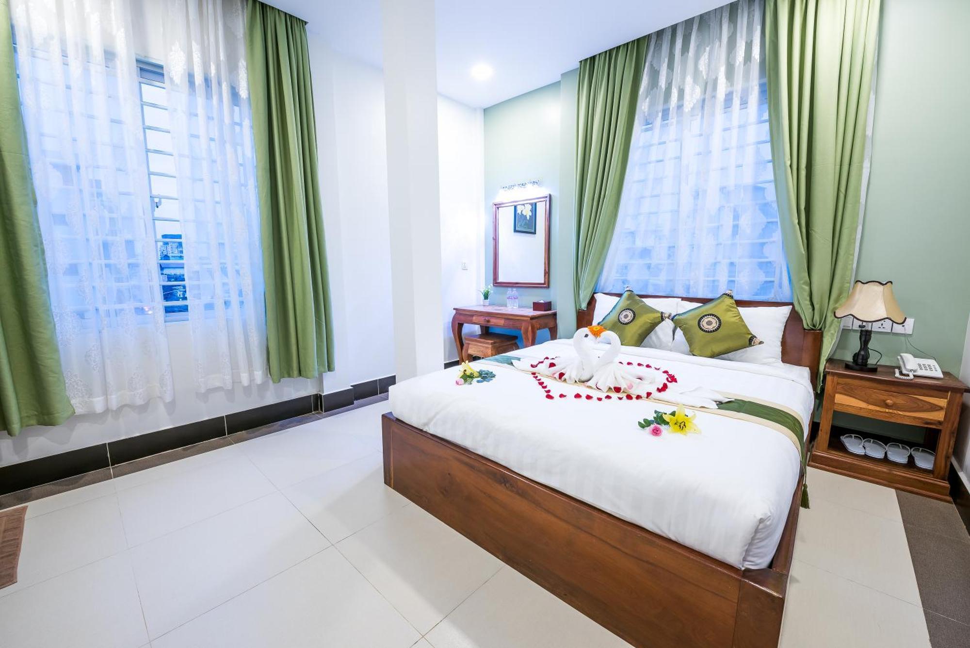 Ny Ka Smy Hotel Phnompen Kültér fotó