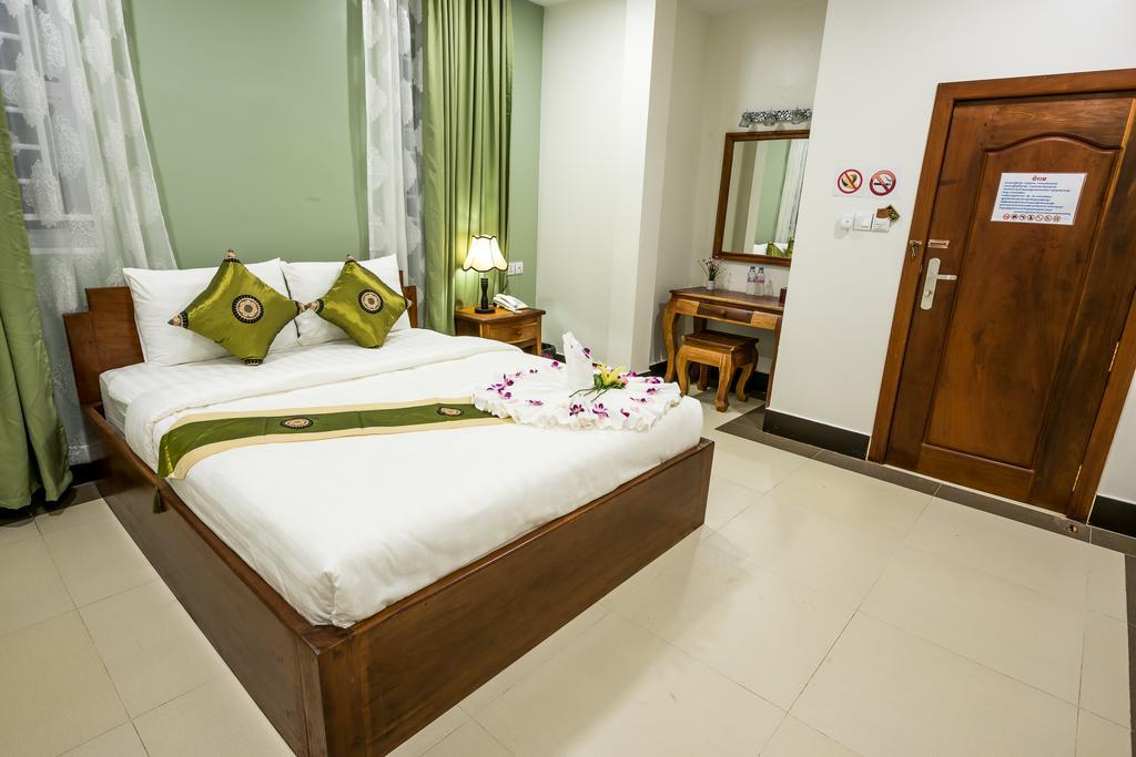 Ny Ka Smy Hotel Phnompen Kültér fotó