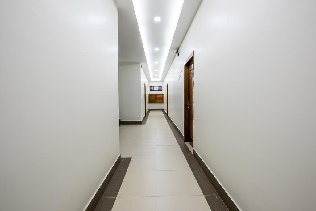 Ny Ka Smy Hotel Phnompen Kültér fotó