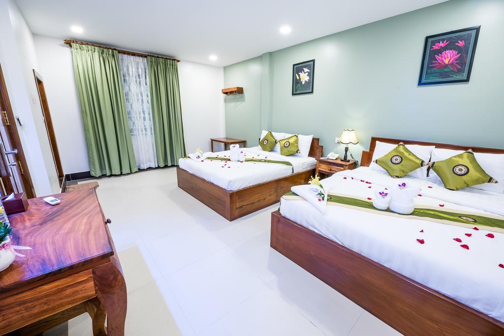 Ny Ka Smy Hotel Phnompen Kültér fotó