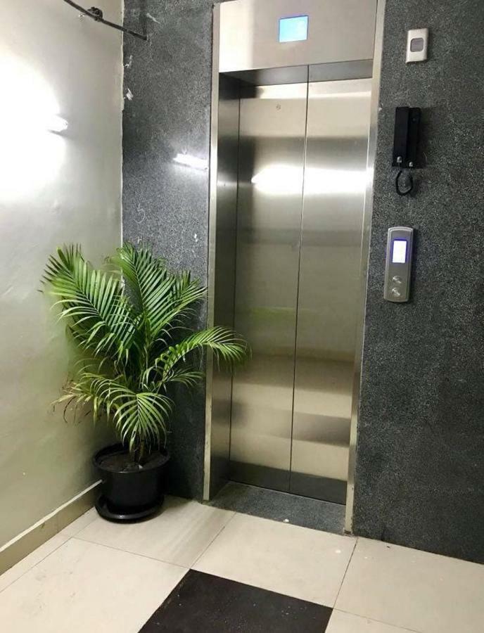 Ny Ka Smy Hotel Phnompen Kültér fotó