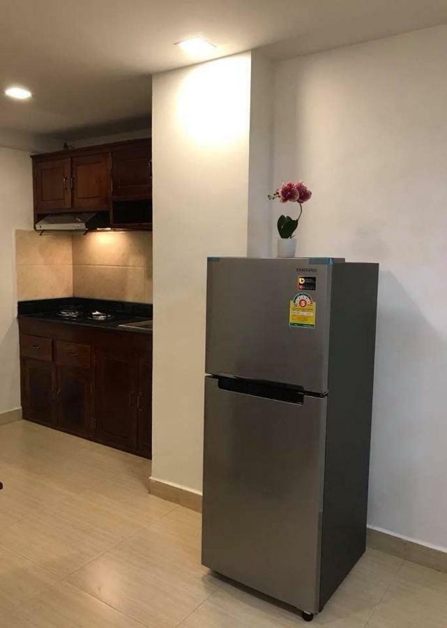 Ny Ka Smy Hotel Phnompen Kültér fotó